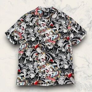 NWT Ed Hardy Battle Skull Tattoo Art Print Button Up Short Sleeve Shirt Medium